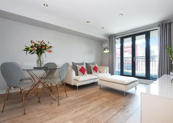 Excellent 2 Bed Near King Cross